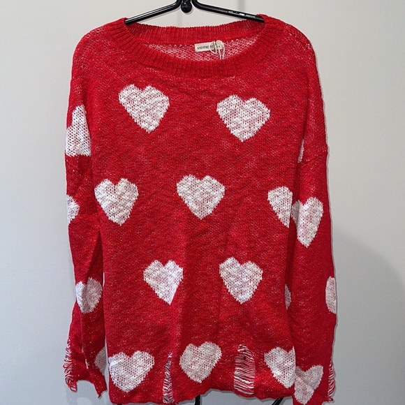 ❤️VALENTINES DAY NEW RED ALL OVER HEART DISTRESSED SWEATER - Picture 13 of 15